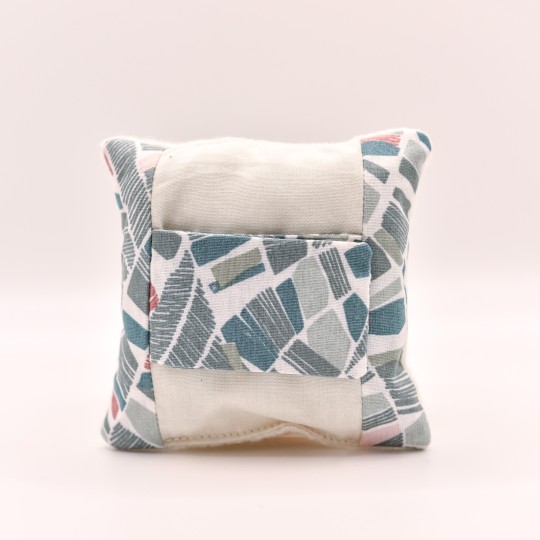 Harmonie Végétale – Coussin de protection pour soulager lors des perfusions au long cours Harmonie Végétale – Coussin de protection pour soulager lors des perfusions au long cours
